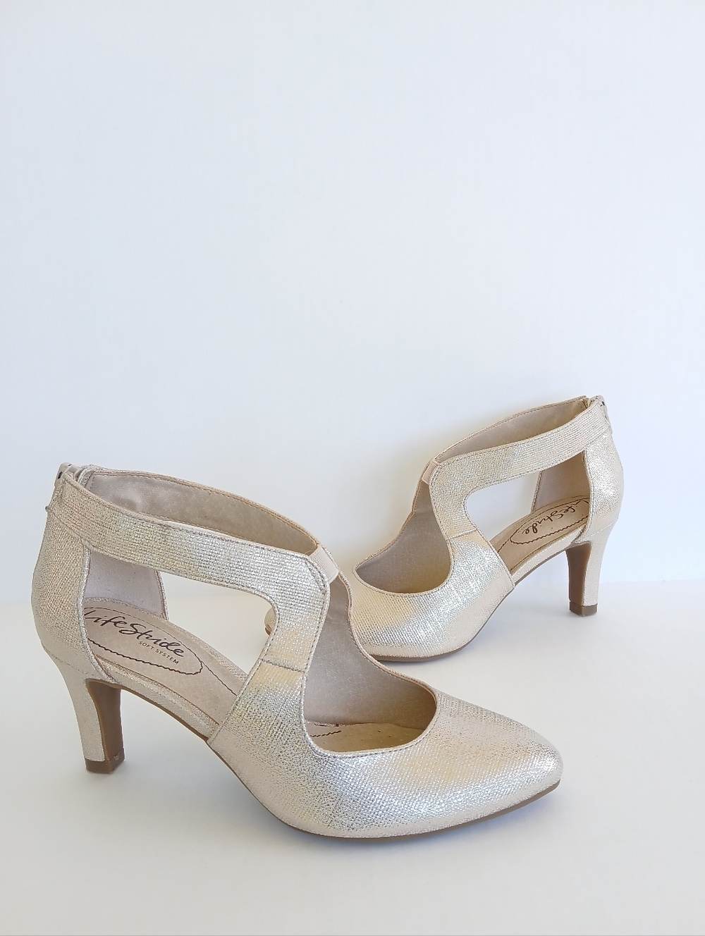 Lifestride Gold Metallic Heels Size 6.5
